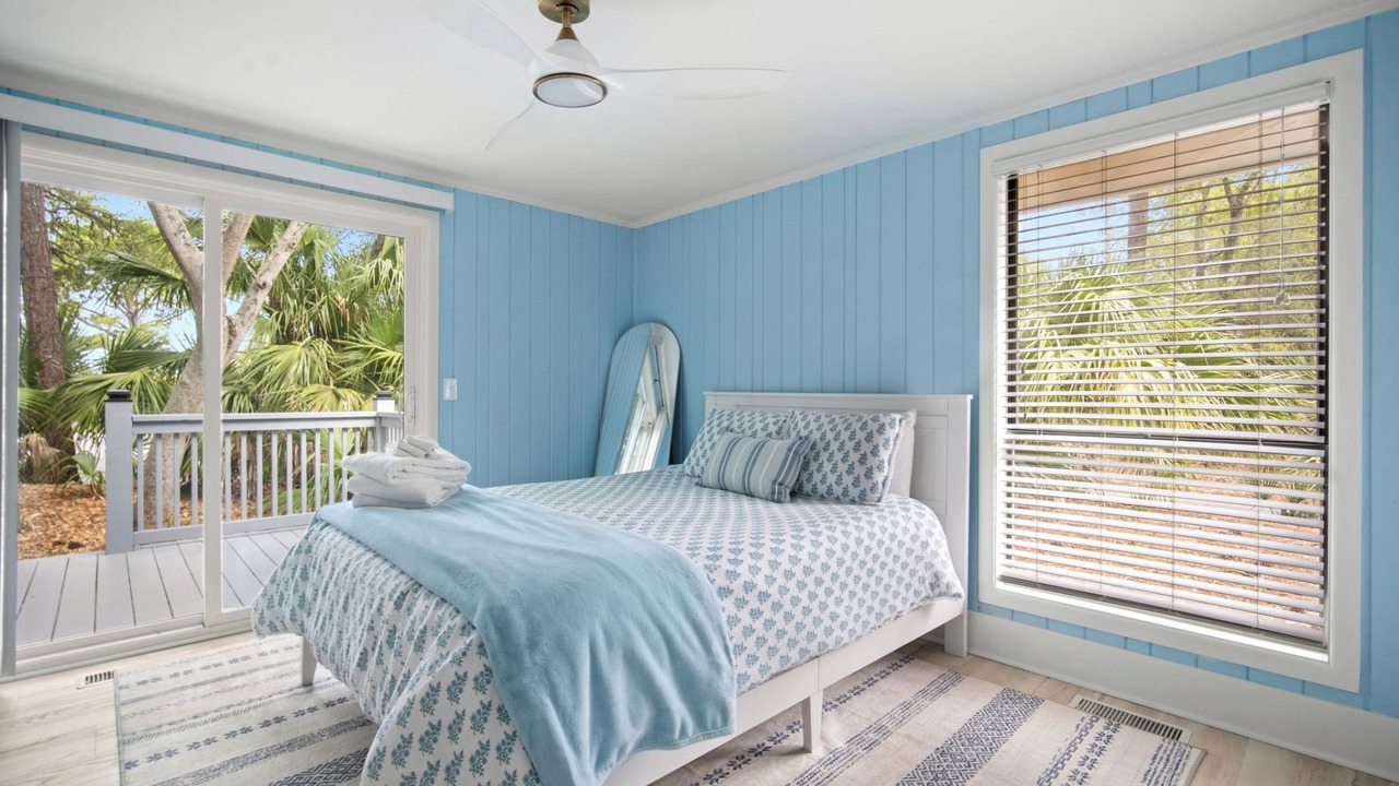 Photo of Bedroom in Blue Heron Lake