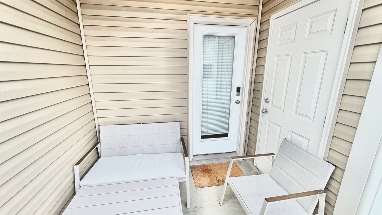 Photo of Patio Balcony in Brown Road