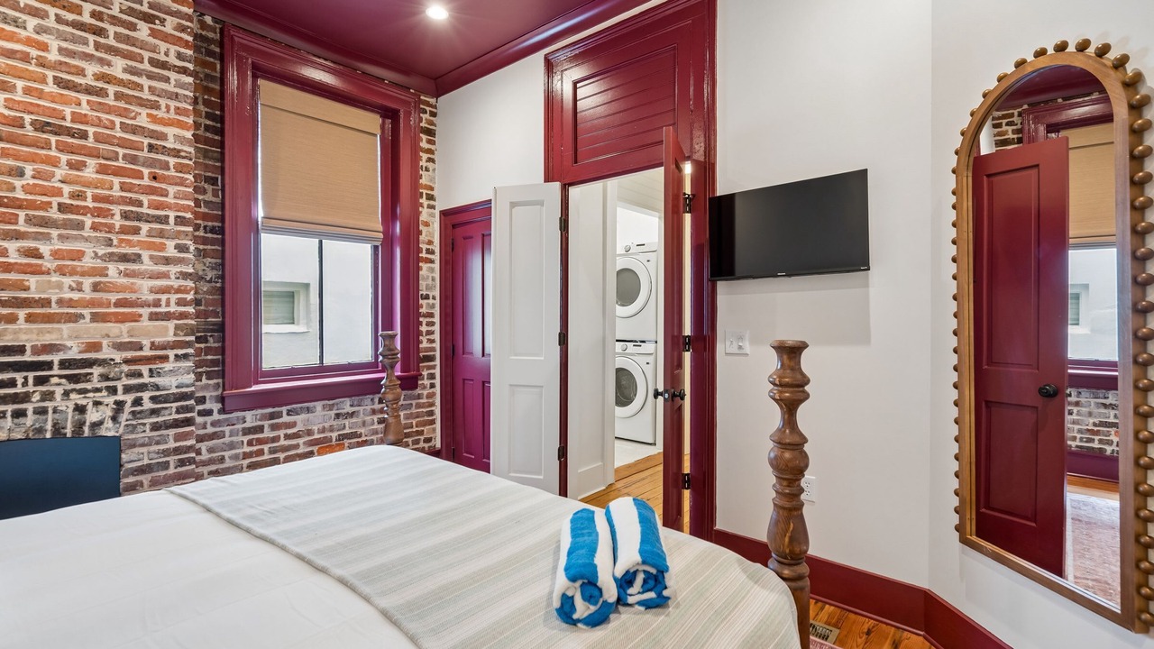 Photo of Bedroom in Charleston Historic District