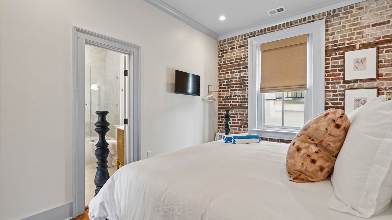 Photo of Bedroom in Charleston Historic District