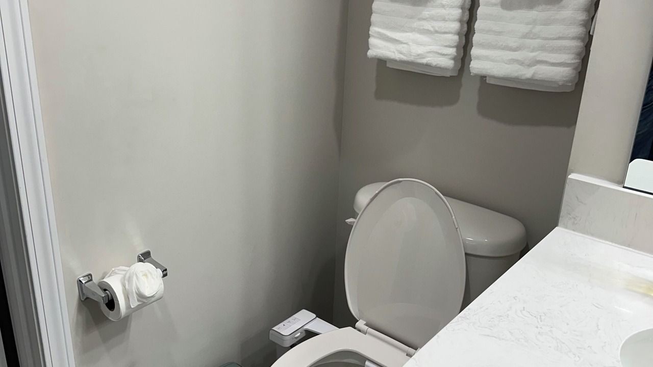 Photo of Bathroom in Harwood Lane