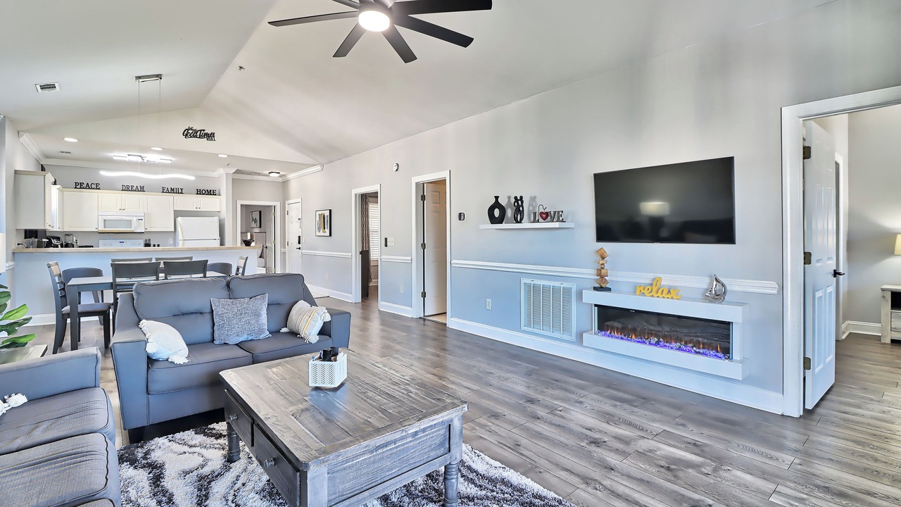 Photo of Livingroom in Central Myrtle Beach