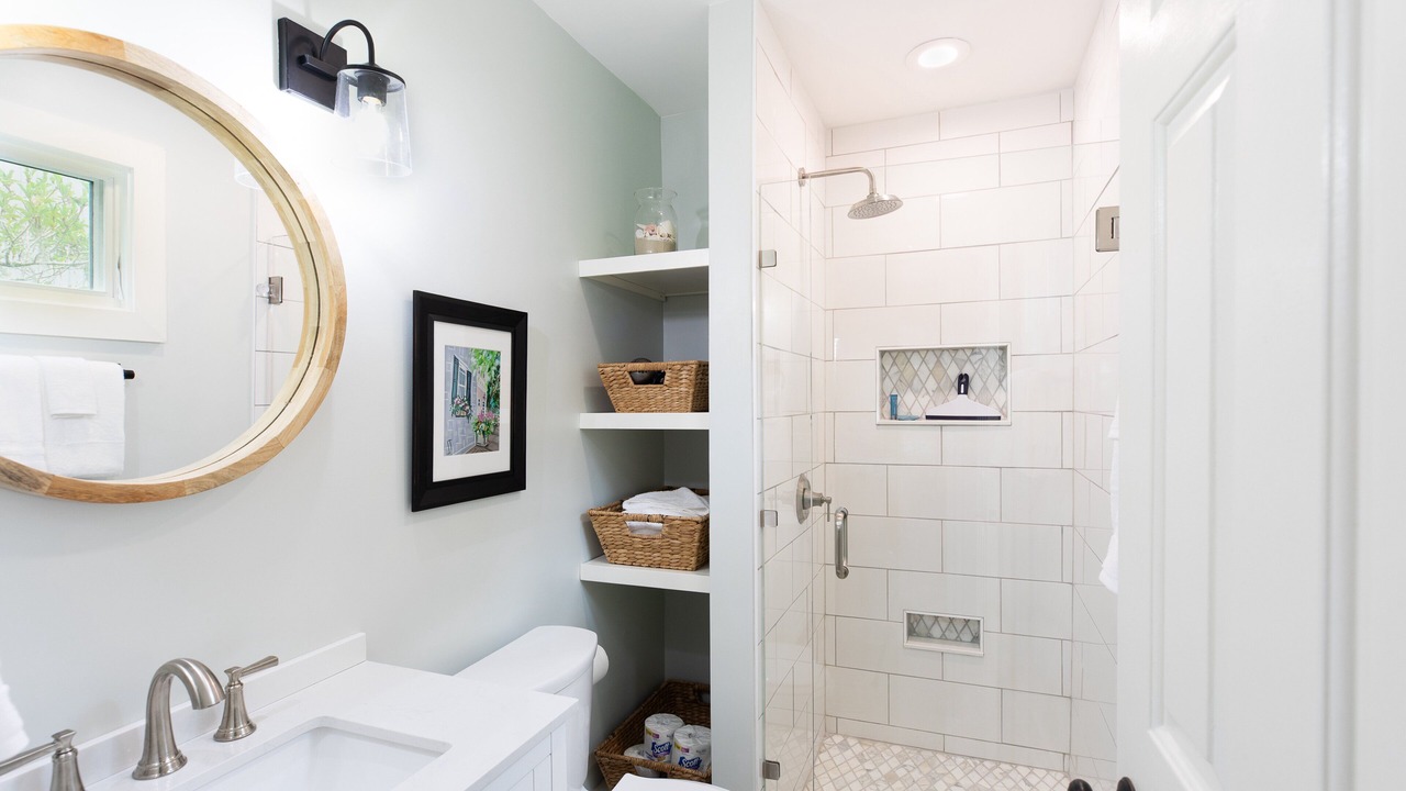 Photo of Bathroom in Tarpon Pond