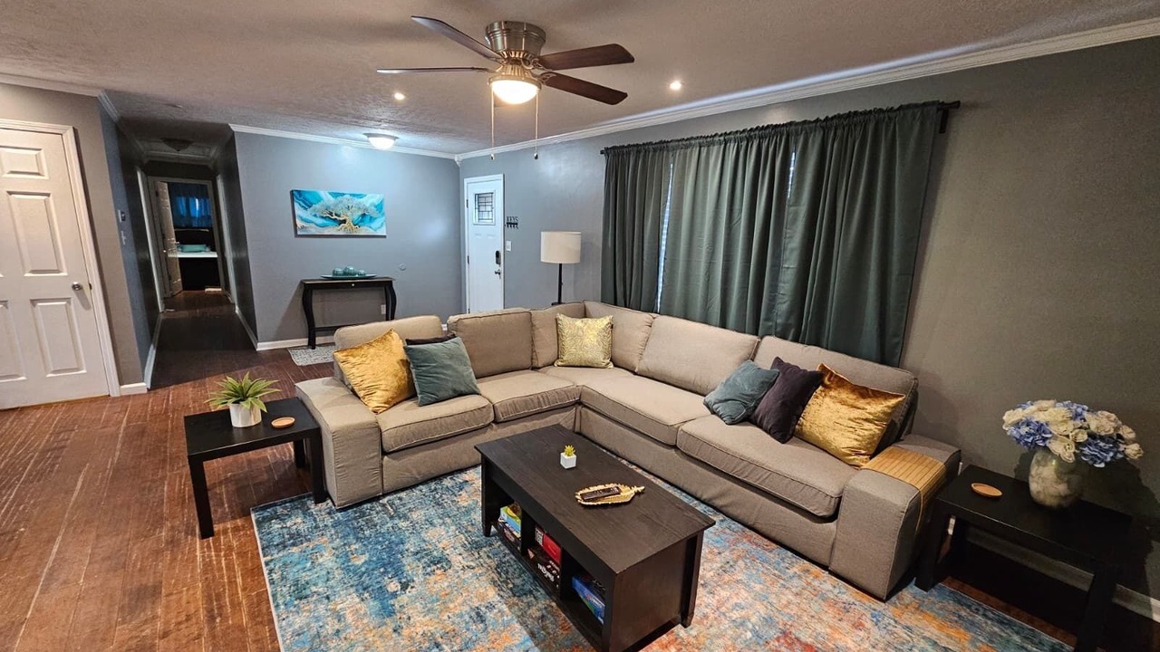 Photo of Livingroom in Westover