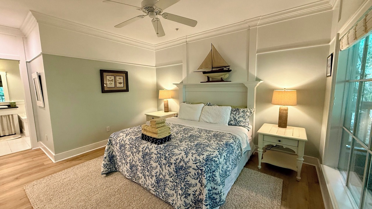 Photo of Bedroom in Melrose on the Beach