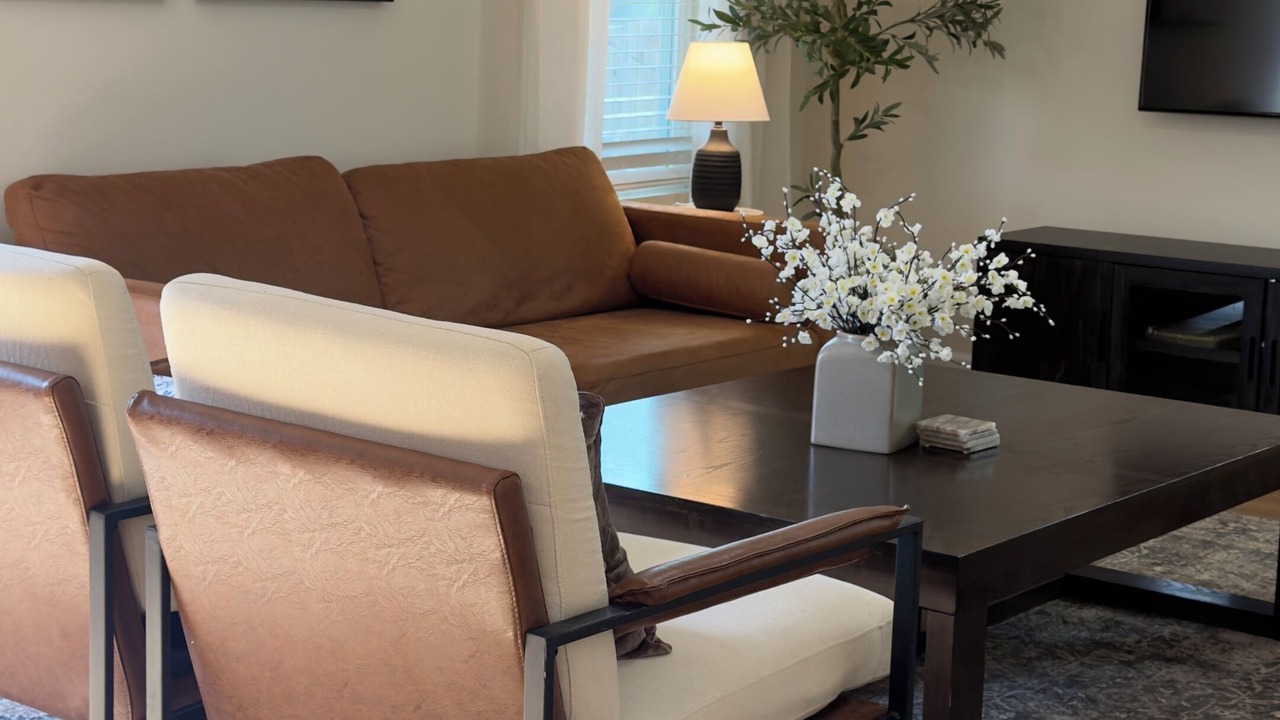 Photo of Livingroom in Lexington