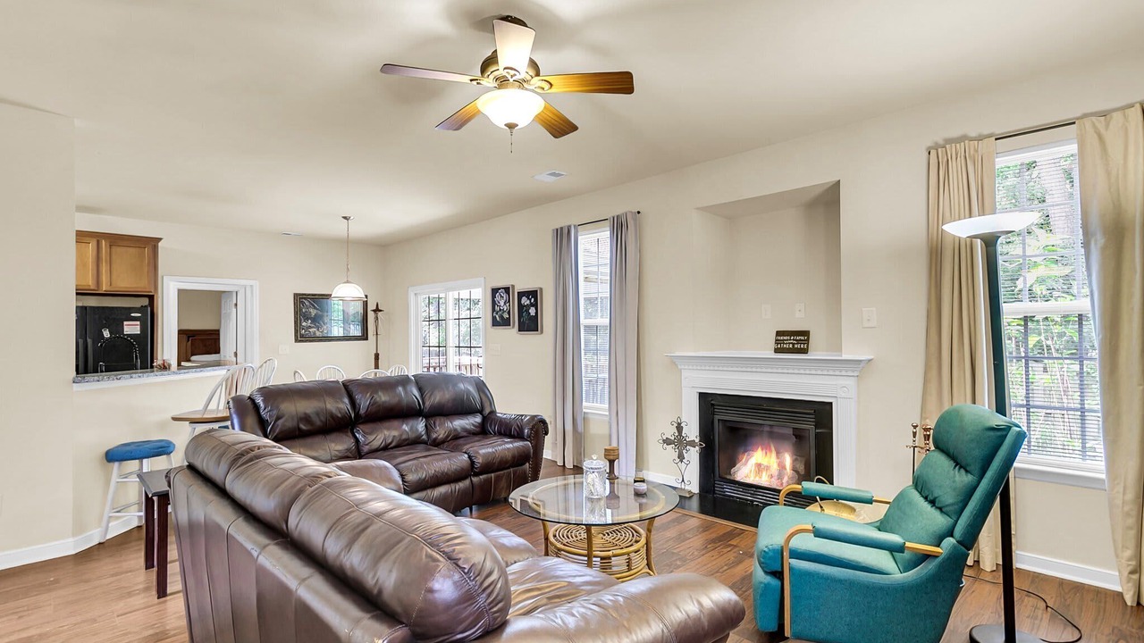 Photo of Livingroom in Lincolnville