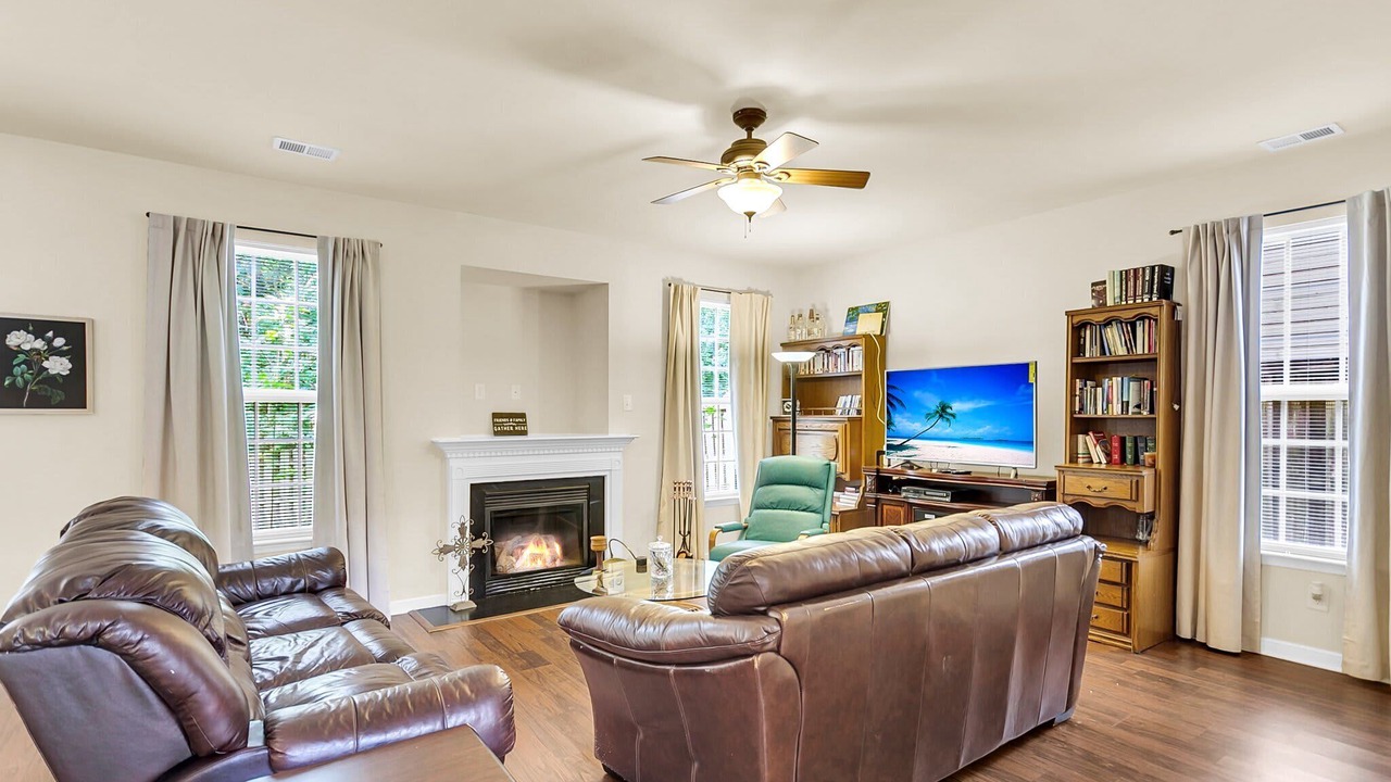 Photo of Livingroom in Lincolnville