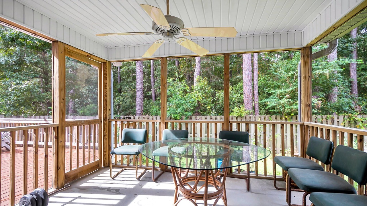 Photo of Patio Balcony in Lincolnville