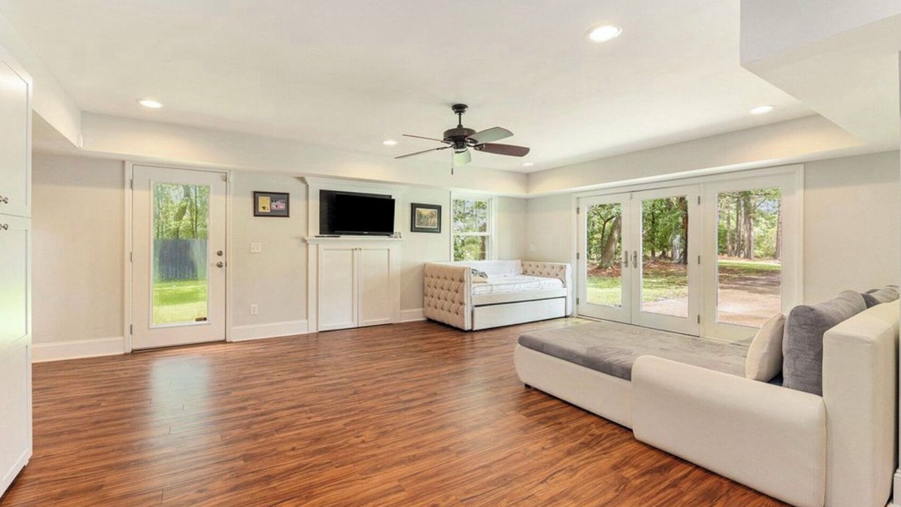 Photo of Livingroom in Hollywood