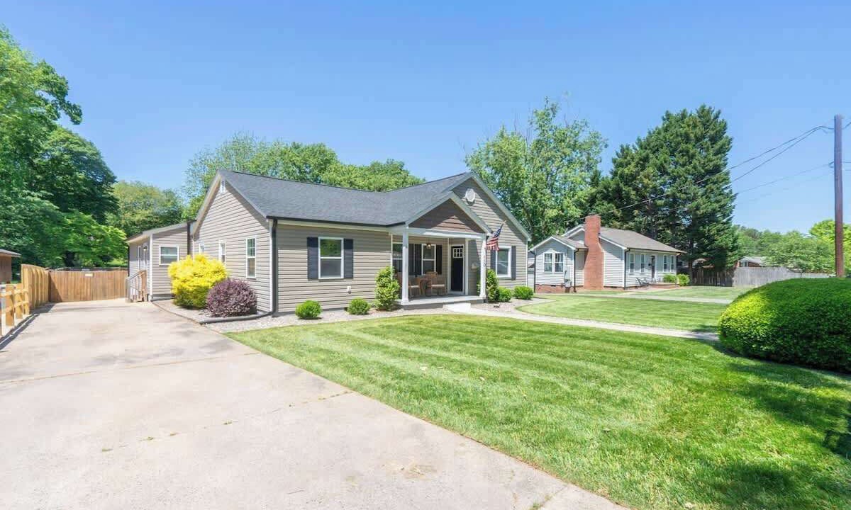 Photo of Outdoor in Belmont