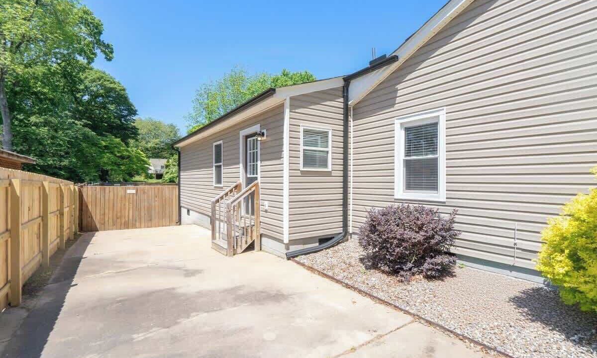 Photo of Outdoor in Belmont