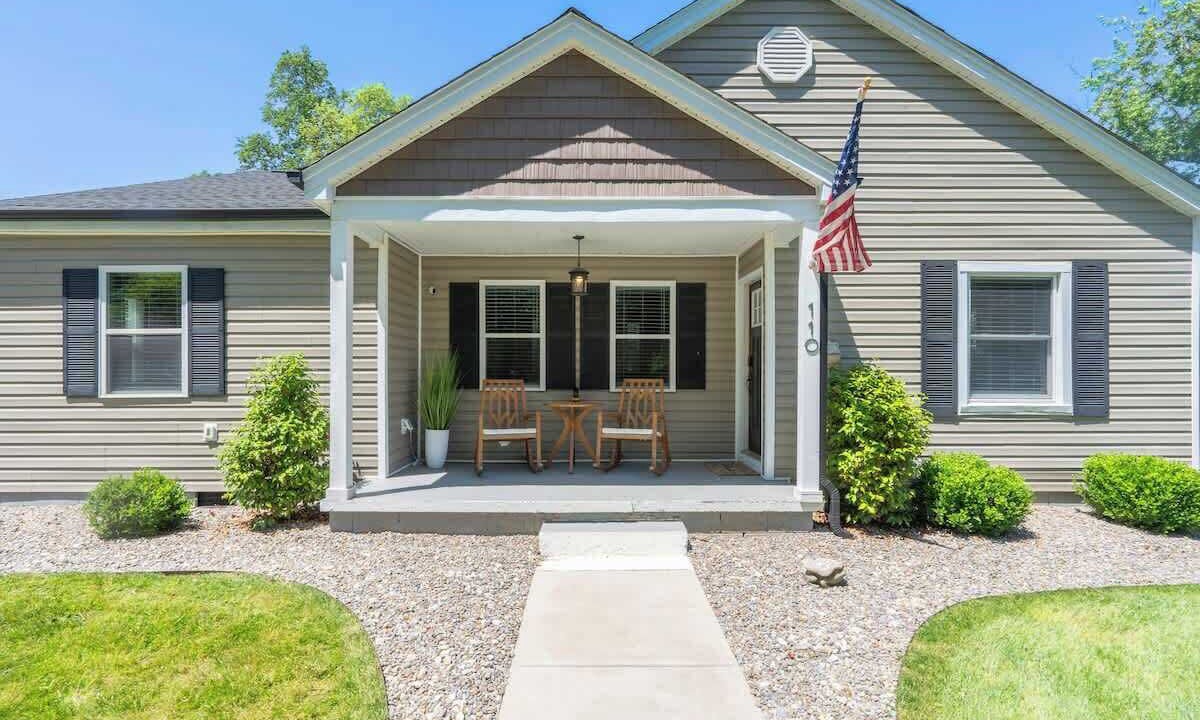 Photo of Outdoor in Belmont