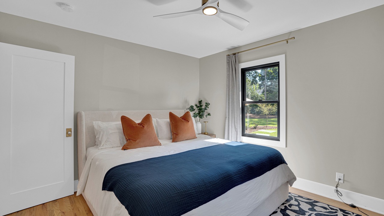 Photo of Bedroom in Shandon