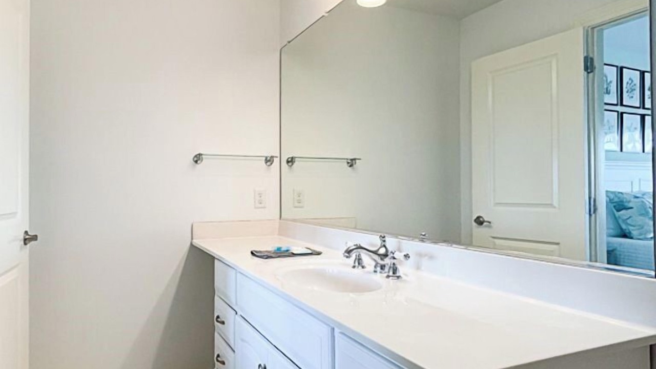 Photo of Bathroom in Oceanmarsh Subdivision