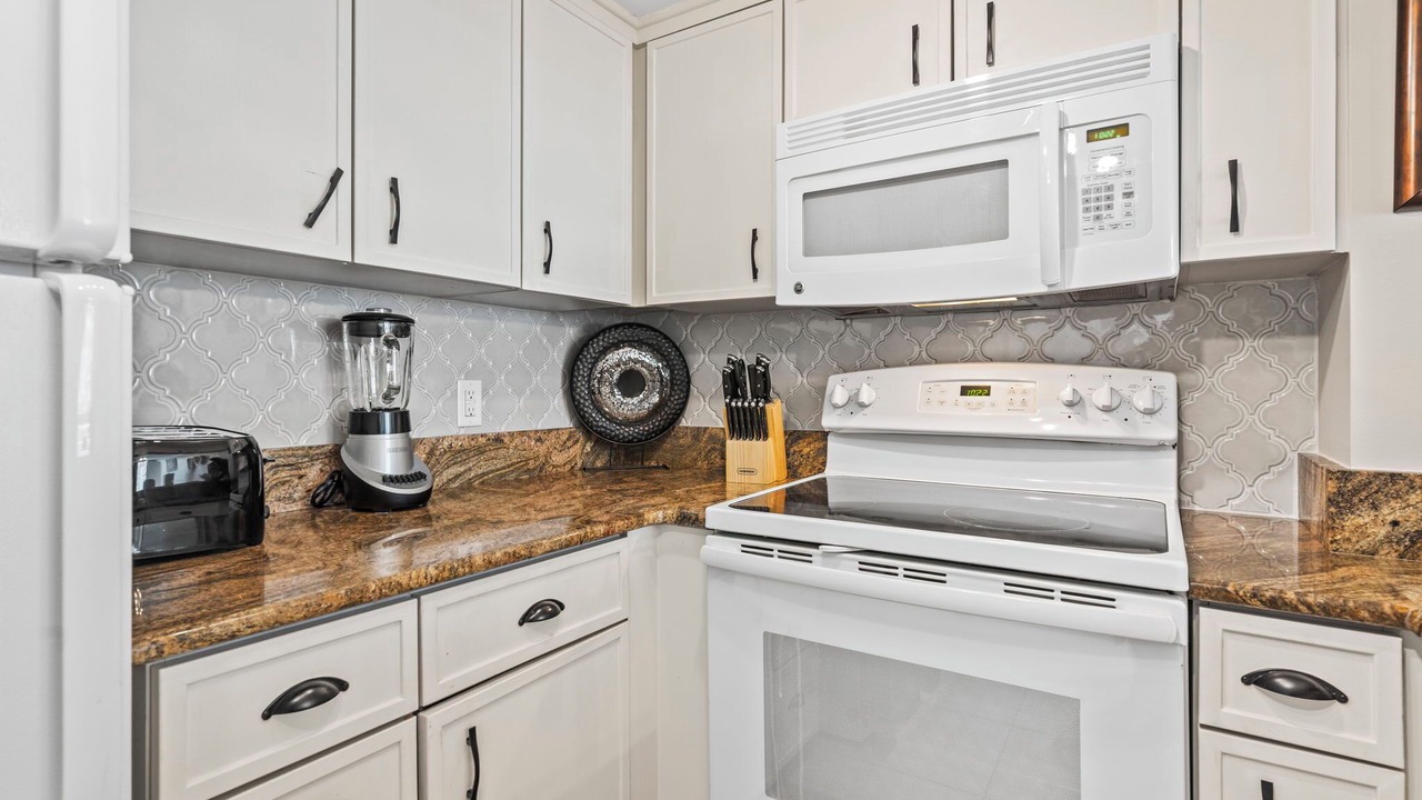 Photo of Kitchen in Arcadian Shores