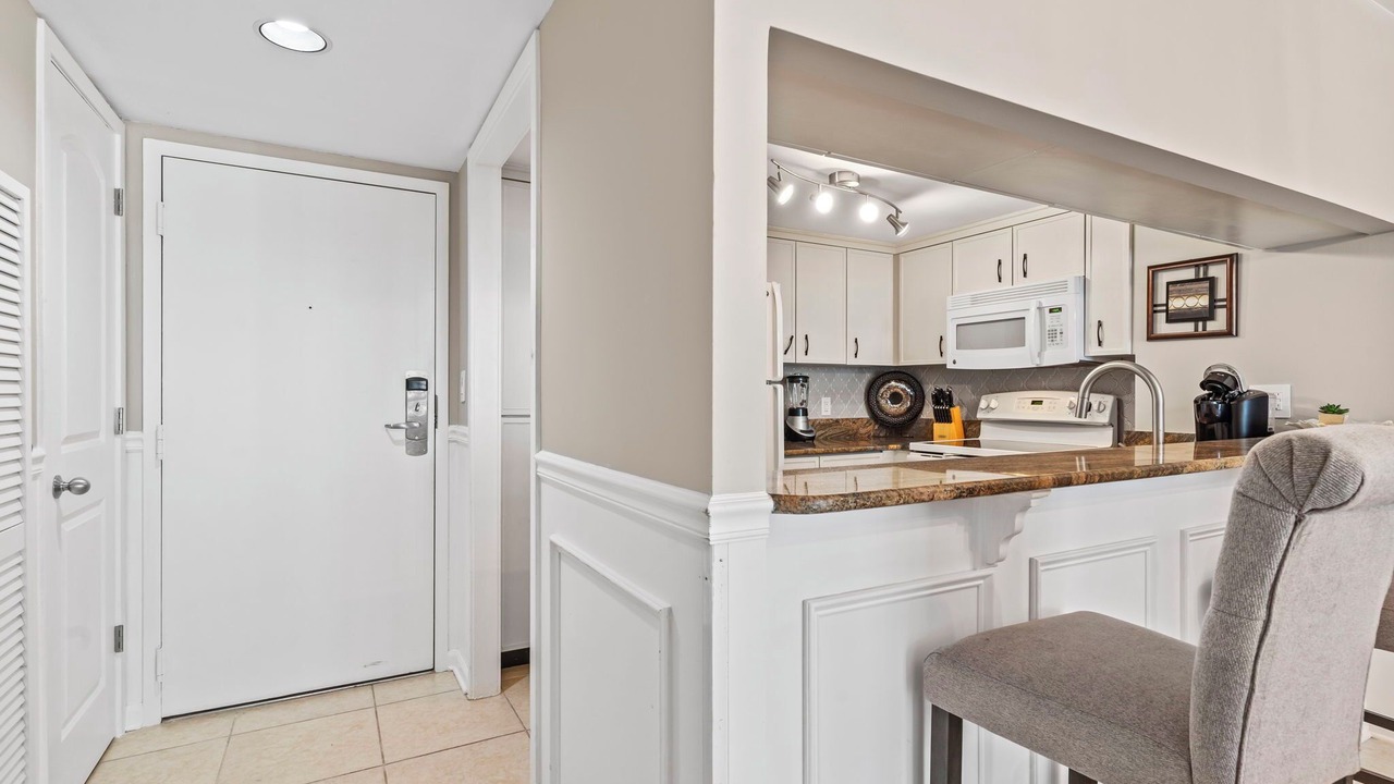 Photo of Kitchen in Arcadian Shores