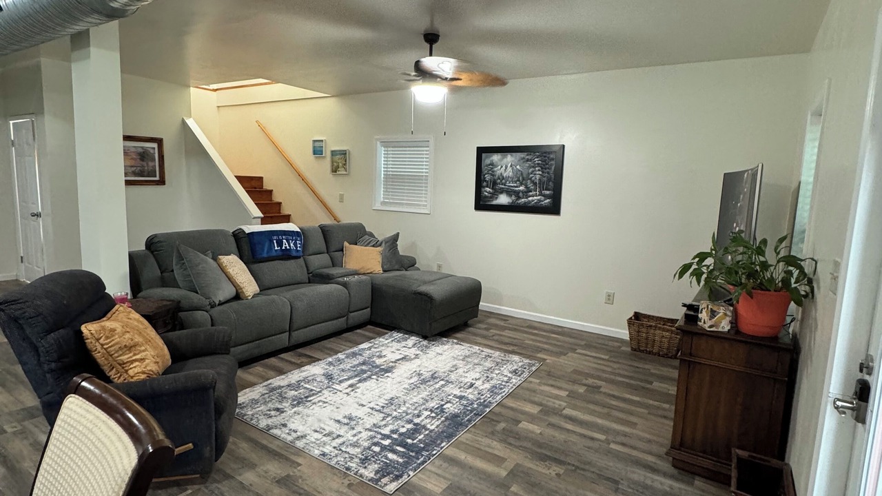 Photo of Livingroom in Chapin