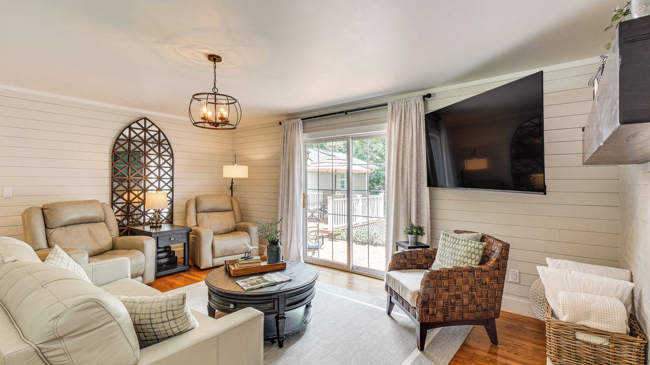 Photo of Bedroom in Taylors