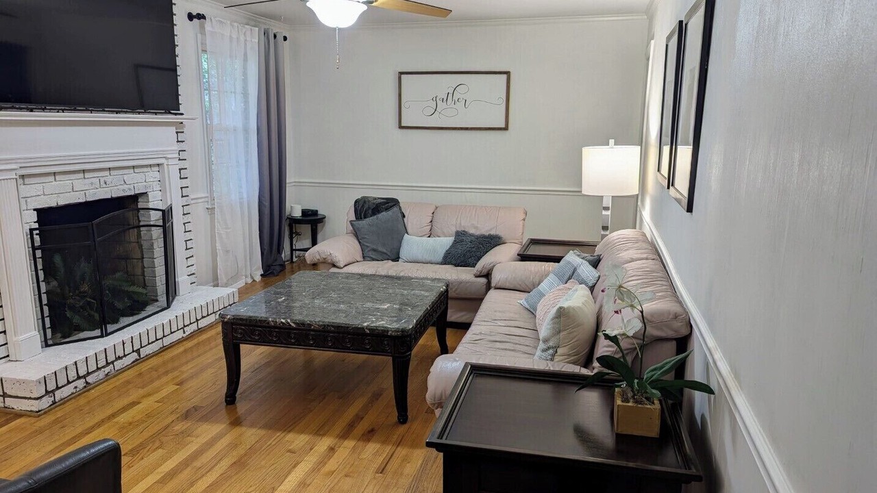 Photo of Livingroom in Columbia
