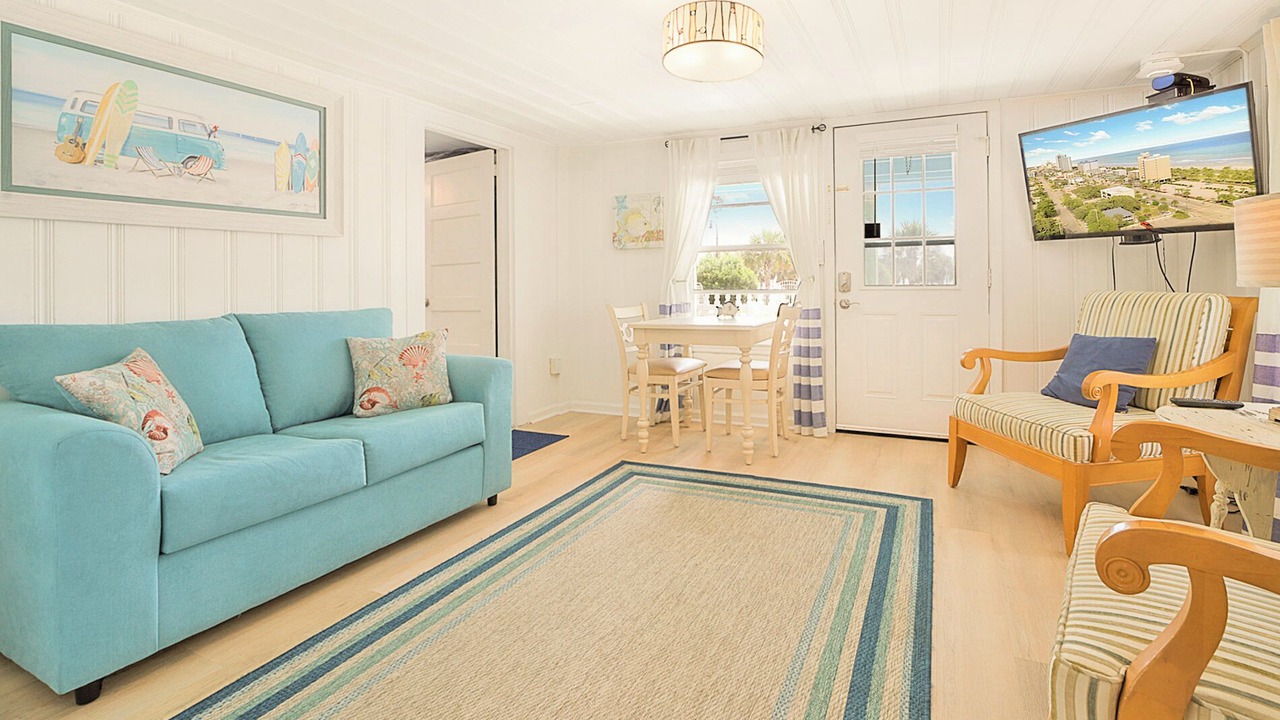 Photo of Livingroom in Downtown Myrtle Beach
