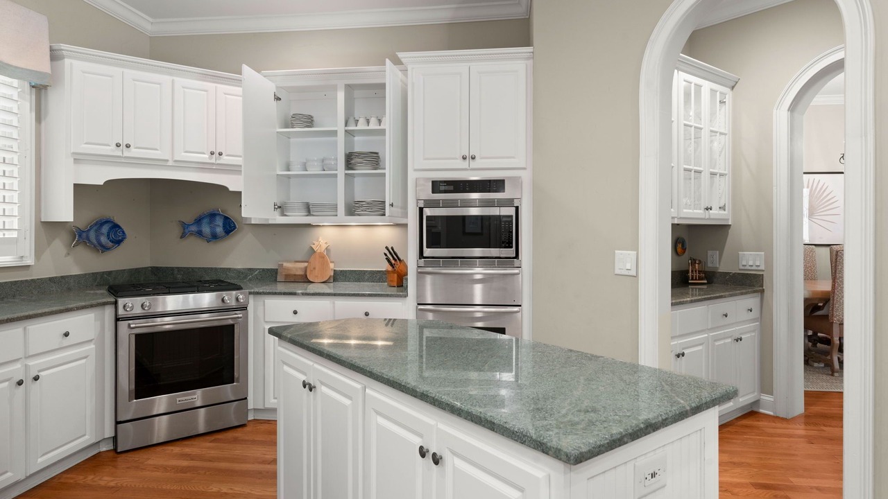 Photo of Kitchen in Vanderhorst Plantation