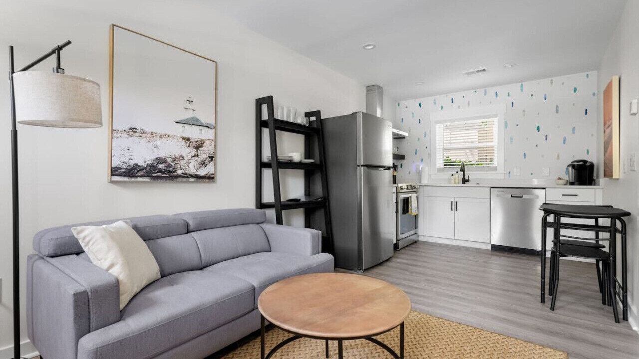 Photo of Livingroom in North Charleston