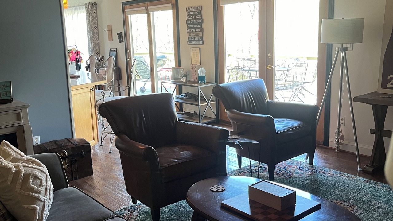 Photo of Livingroom in Monroe