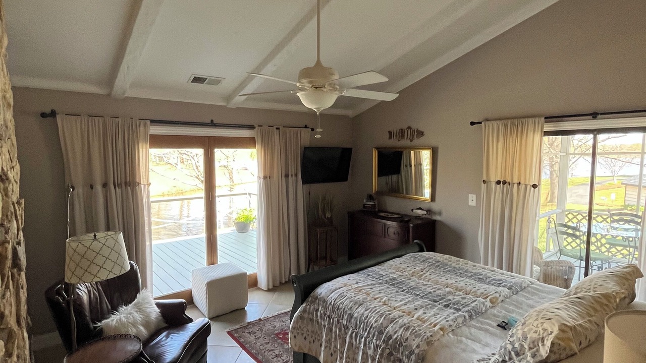 Photo of Bedroom in Monroe