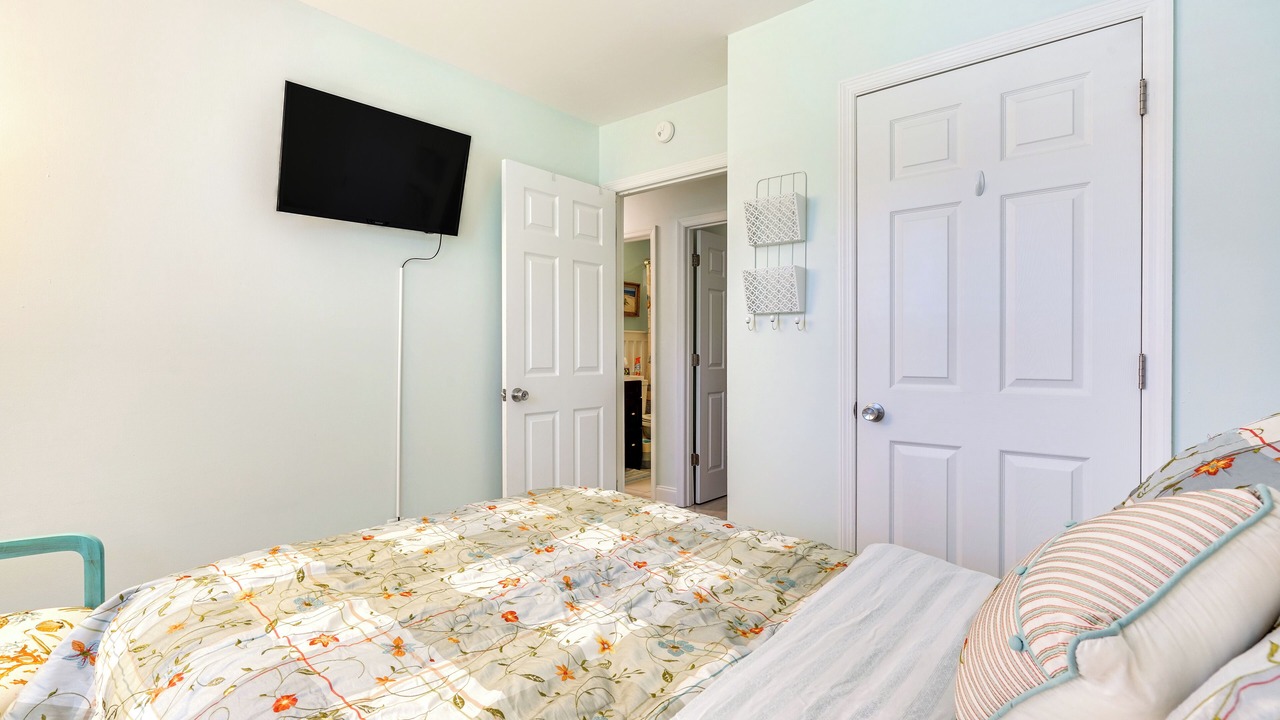 Photo of Bedroom in Goose Creek