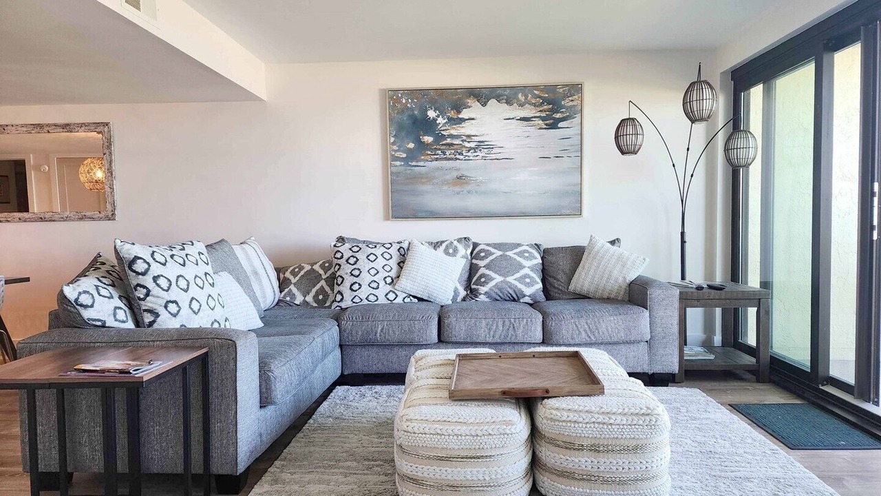 Photo of Livingroom in Litchfield by the Sea