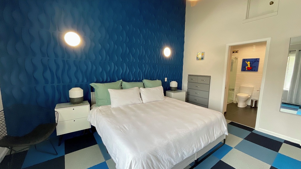 Photo of Bedroom in Arcadian Shores