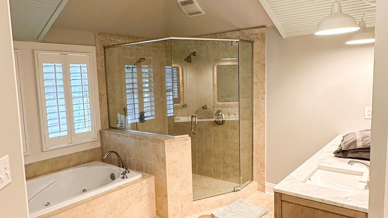 Photo of Bathroom in North Litchfield Beach