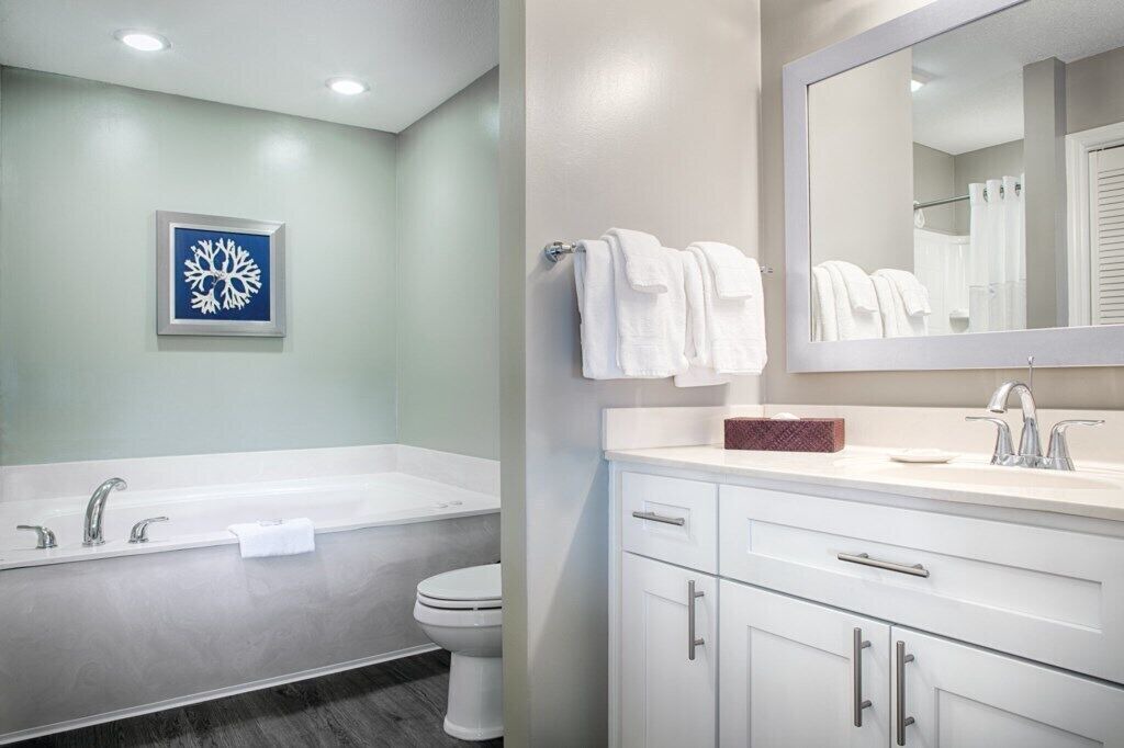 Photo of Bathroom in Ocean Ridge