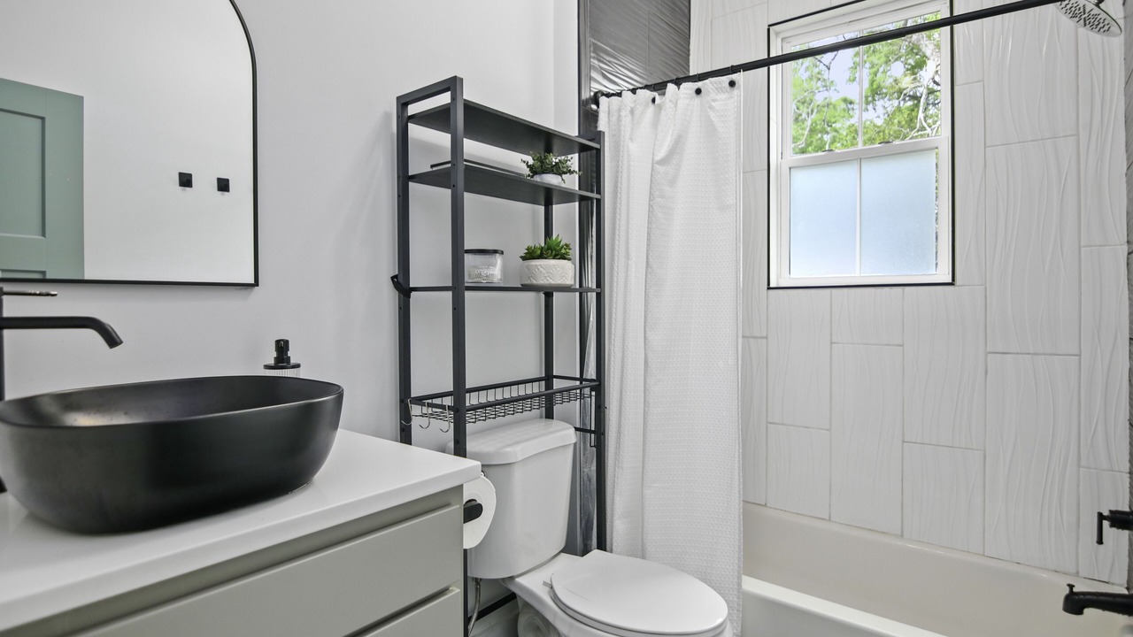 Photo of Bathroom in North Charleston