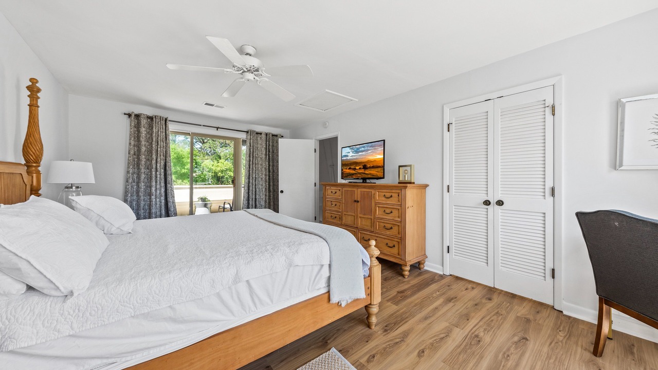 Photo of Bedroom in Spinnaker Beachhouses