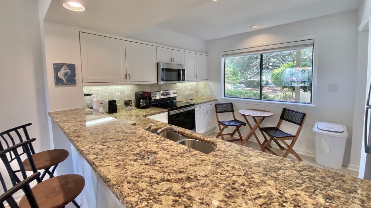 Photo of Kitchen in Arcadian Shores