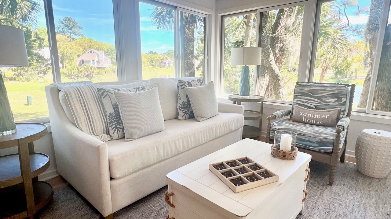 Photo of Livingroom in Tarpon Pond