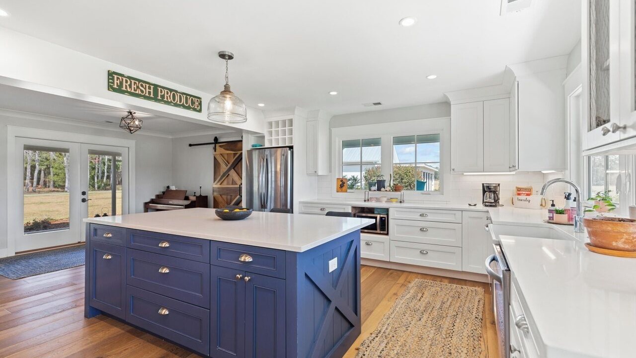 Photo of Kitchen in Debordieu Colony