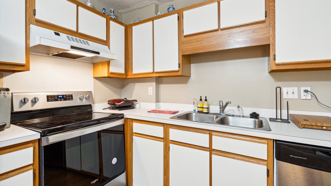 Photo of Kitchen in Sullivan's Island