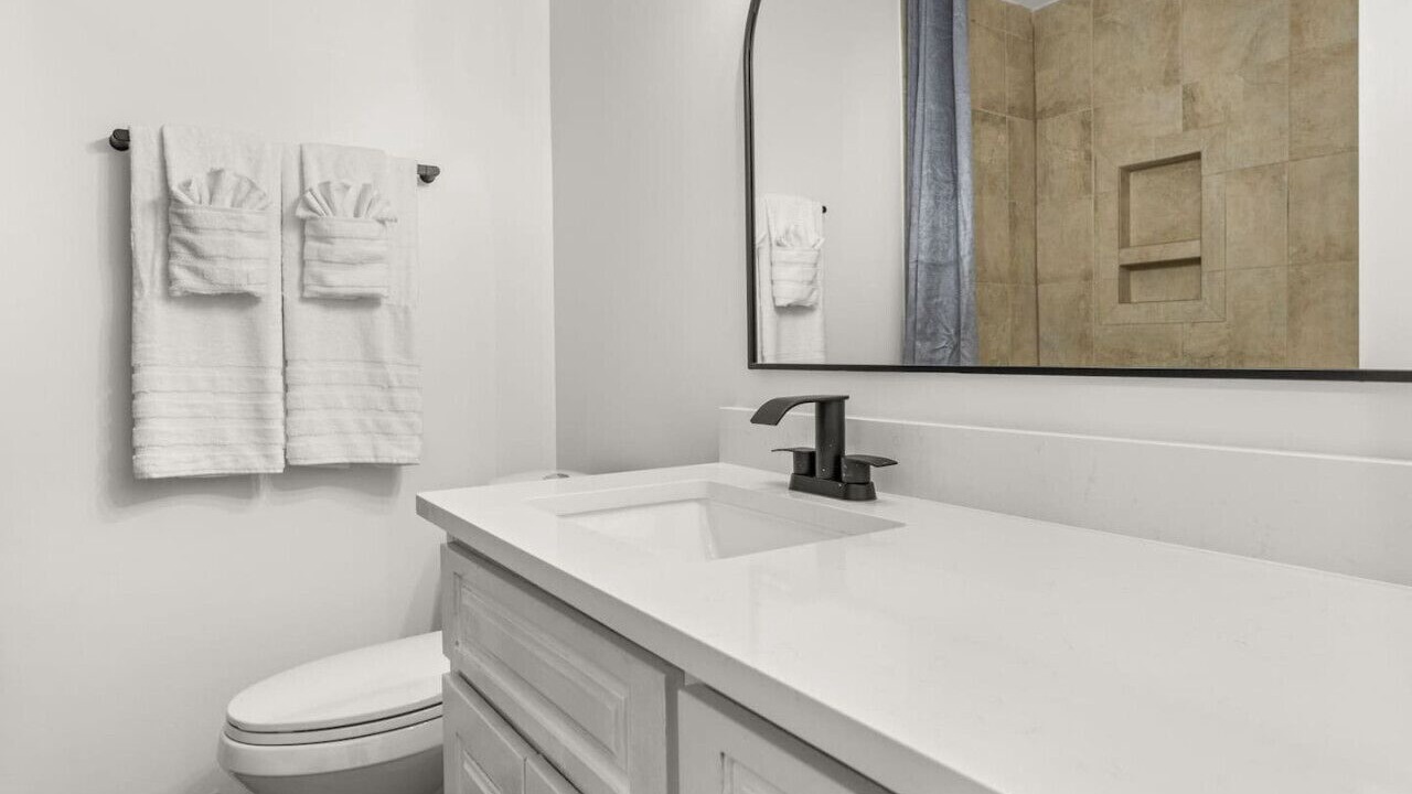 Photo of Bathroom in Hanahan