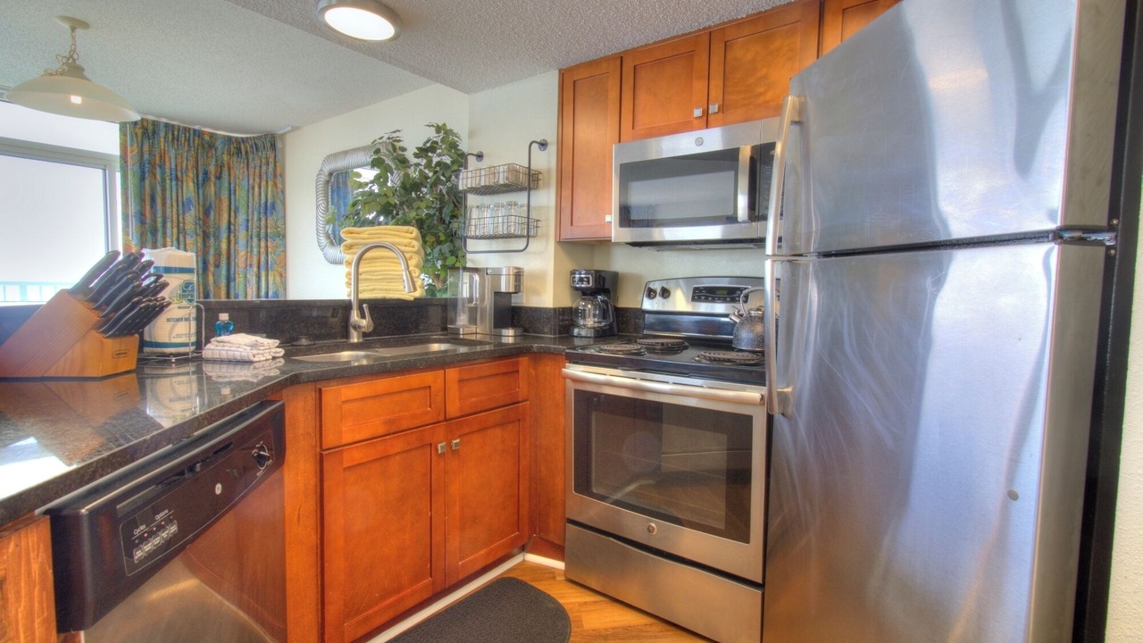 Photo of Kitchen in Arcadian Shores