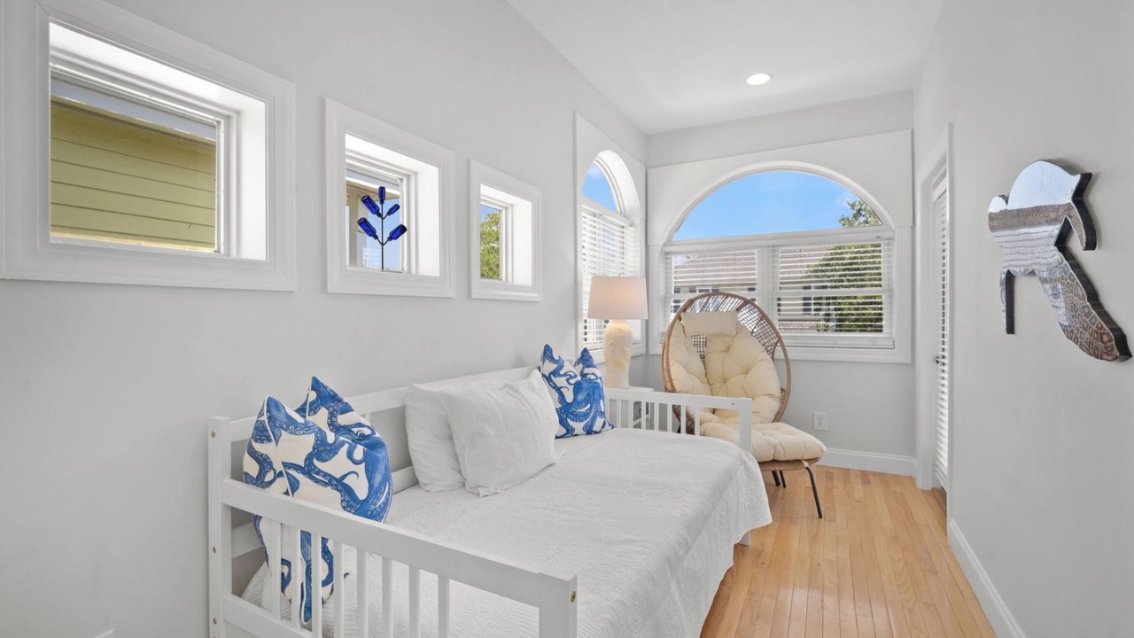 Photo of Bedroom in Saint Helena Island