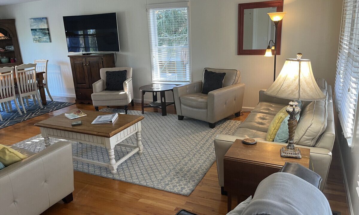Photo of Livingroom in Folly Beach