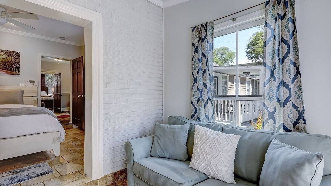Photo of Bedroom in Beach Institute