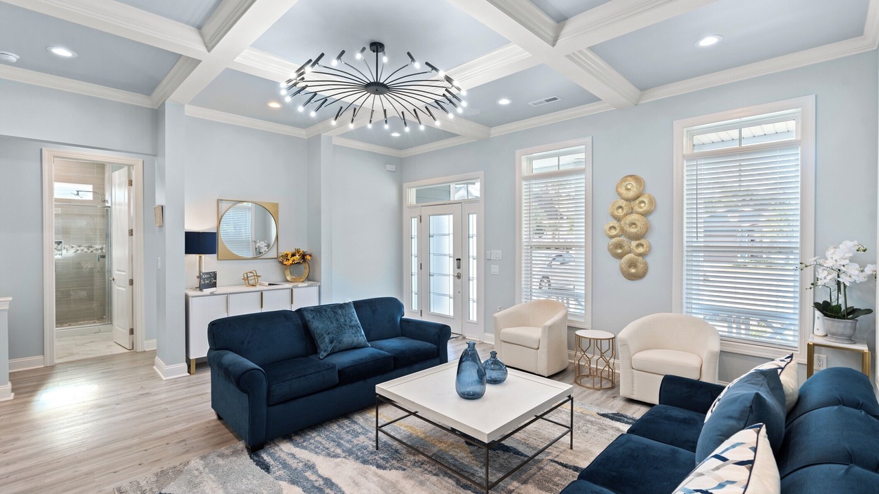 Photo of Livingroom in Atlantic Beach