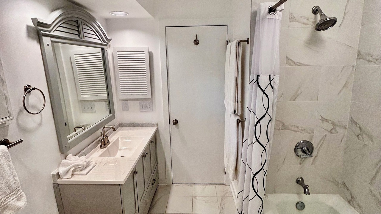 Photo of Bathroom in West Beach