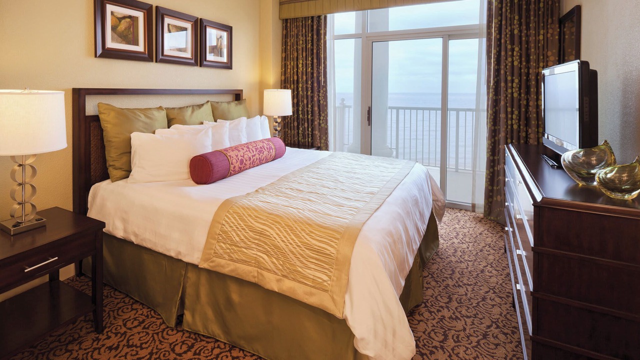 Photo of Bedroom in Arcadian Shores