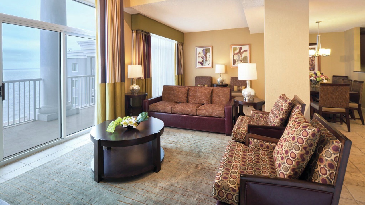 Photo of Livingroom in Arcadian Shores