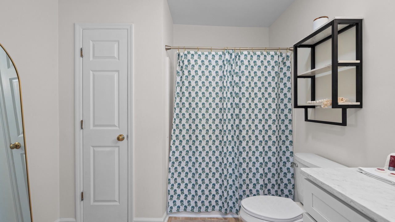 Photo of Bathroom in Northwest Quadrant
